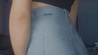 GlitterGiiiirl´s Tight Highwaist Jeans Ass Show & Butt Plug Insertion