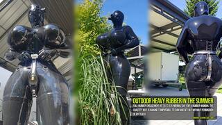 Outdoor Heavy Rubber in Summer