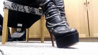 Starving at My boots