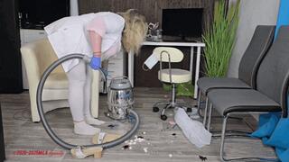 Mila - The Nurse - sweet Spider Invasion