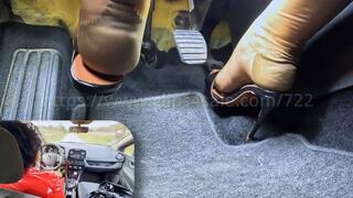 Mistress Lady Georgia hates this car - PIP Feet