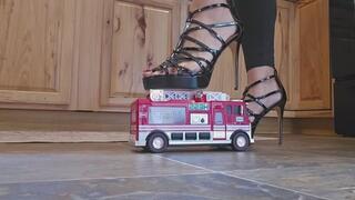 "Bus" full of tinies