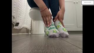 Itchymimis before and after work feet itch