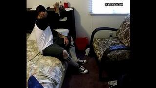 JEREMY MAKES NERD LICK HIS BAREFEET AND SUCK ON HIS TOES