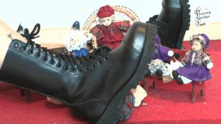Porcelain figures meets combat Boots