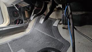 The Ford ran out of battery while I was trying to start it