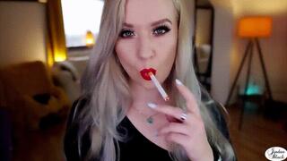 Sexy smoking with a Red! [1080p, wmv]