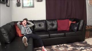 Bailey is dominated by big sexy feet!