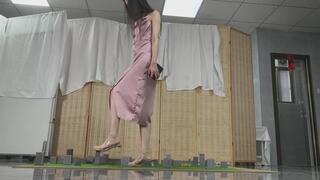 Meng Meng the giantess part 1