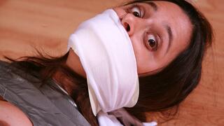 Foot Mistress Jamie Daniels Demands to be Mummified & Massively Gagged as a: Co-Operative Captive! RE ENCODE 2025