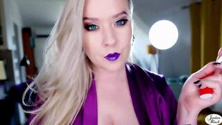 Perfect purple glossy lips on an Eve 120s [wmv]