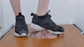 Floor-face humiliated by dirty Reebok Instapump sneakers (part 1 of 8), flo434x 2160p