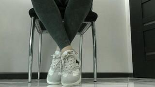 Her foot scent was really strong MP4 FULL HD 1080p