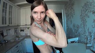 FEELING AND SQUEEZING BICEPS AND PECS 6 MW