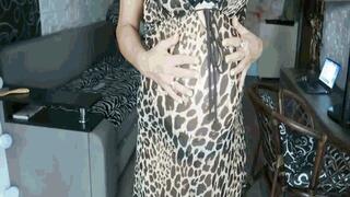 My round belly MP4 (1280x720) FHD