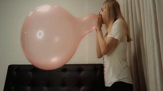 Alla makes a B2P balloon 17 inches sitting on a fitness ball!!!