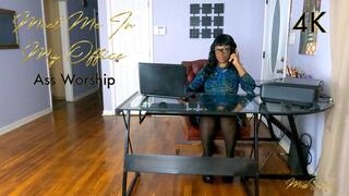 Meet Me in My Office! - 4K