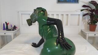 Gasmask masturbation in latex