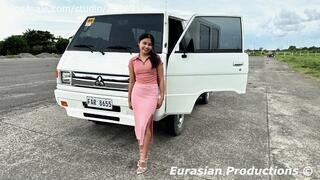 251 - Revving Mitsubishi Centro in public