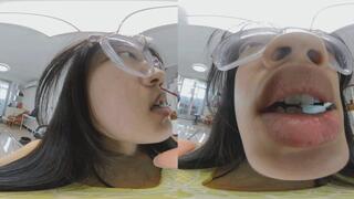 3DVR180 XIAOYU VORE plays with the dwarfs