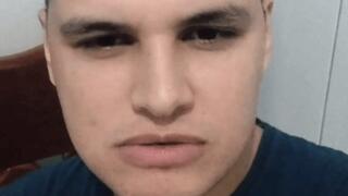 Giant eating Cum and Gummy Bears