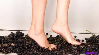 Barefoot Grape Crush - Food Squish - HD MP4