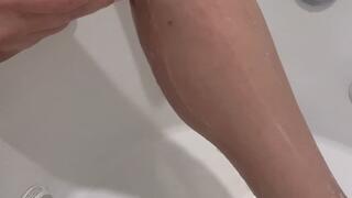 Leg and Feet Shave and Lotion