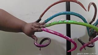 REFLECTED TINGLES FINGERNAILS AND TOES