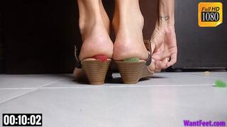 Gummy Little Men Crush - HD MP4