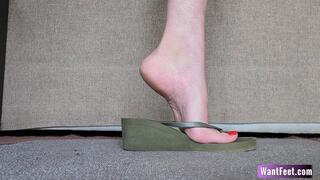 High Arched Feet Shoeplay - HD MP4