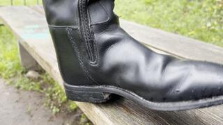 True to my boots by the goddess Kahina