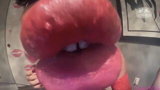 RubyDollLipz's POV Lovespell Kisses