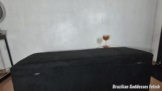 Giant Ebony Releasing Stinky Farts After Coming Home From The Gym - Thammy BBW - Part 1