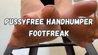 Pussyfree Handhumper Footfreak: Obsessed with My Perfect Pink Toes in Nylons