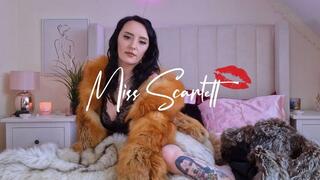 Scarlett's black satin nightie & fox furs