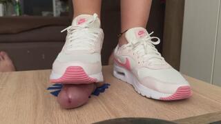 Low price nike Shoejob