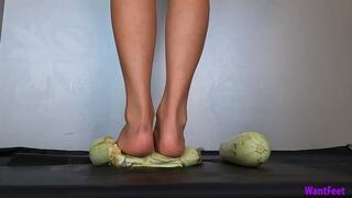 Bare Heel Food Crush - 4K MP4