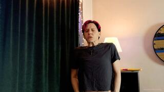 Allergic To Tinies! Giantess Sneeze Attack