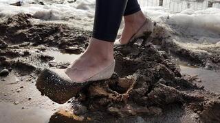 Platform high heels in mud, high heels in puddles, muddy platform high heels, wrecked high heels