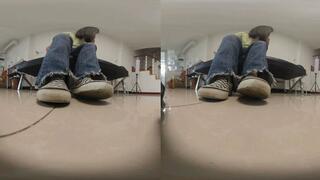 3DVR180 ERER Dirty shoes and dirty socks trample on POV
