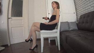 TAPPING AND WATCHING TV 3