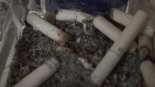 Anna Sparkle smoke, show cig buts, and 2 ash-tray Read description please