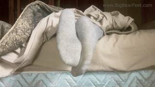 Playing with Itchy Feet - itching powder in socks, wiggling, scratching, tickling