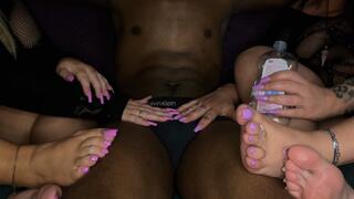 Double handjob from @Prettypediprin and @Taliascutetoes with their long nails and sexy feet in view