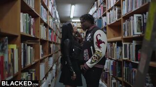BLACKED this BBC Queen Finds Black Nerd with Huge Cock !
