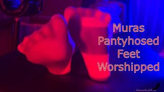 Mura Suru’s Pantyhose Feet Worshiped - Nylon Foot Worship