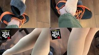 Real Situations - Sandal footsie