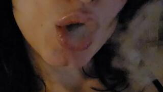 Sexy smoking conversation, in bed over 3 ciggies ;) muaa xx