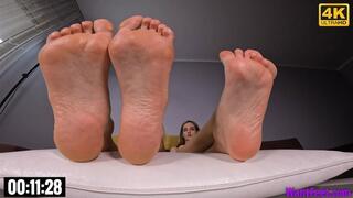 Close Up Feet - 4K MP4