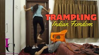 Indian Extreme Trampling - Lady Officer Punishing Prisoner 4